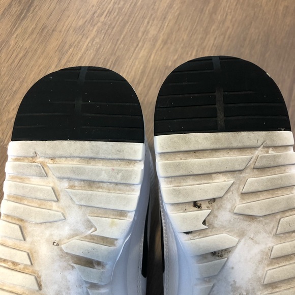 Nike Air Max Thea Shoes - Picture 7 of 7